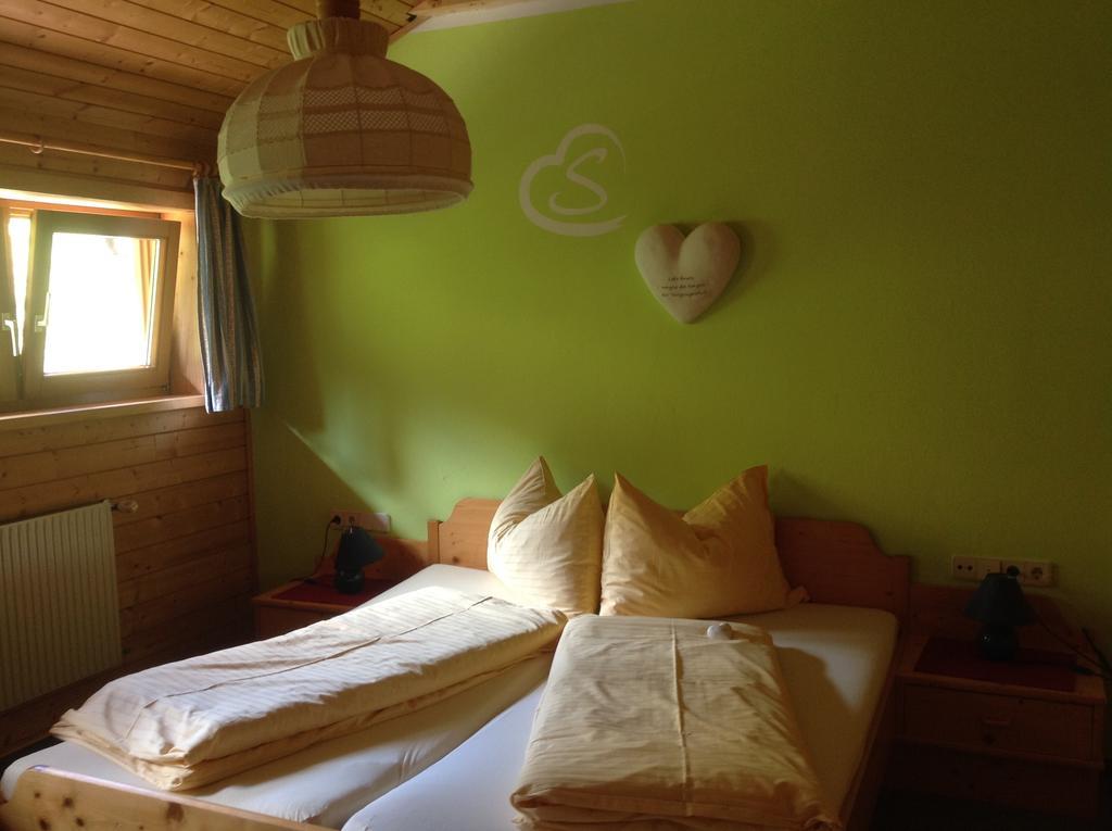 Hotel Sauschneideralm Faningberg Zimmer foto